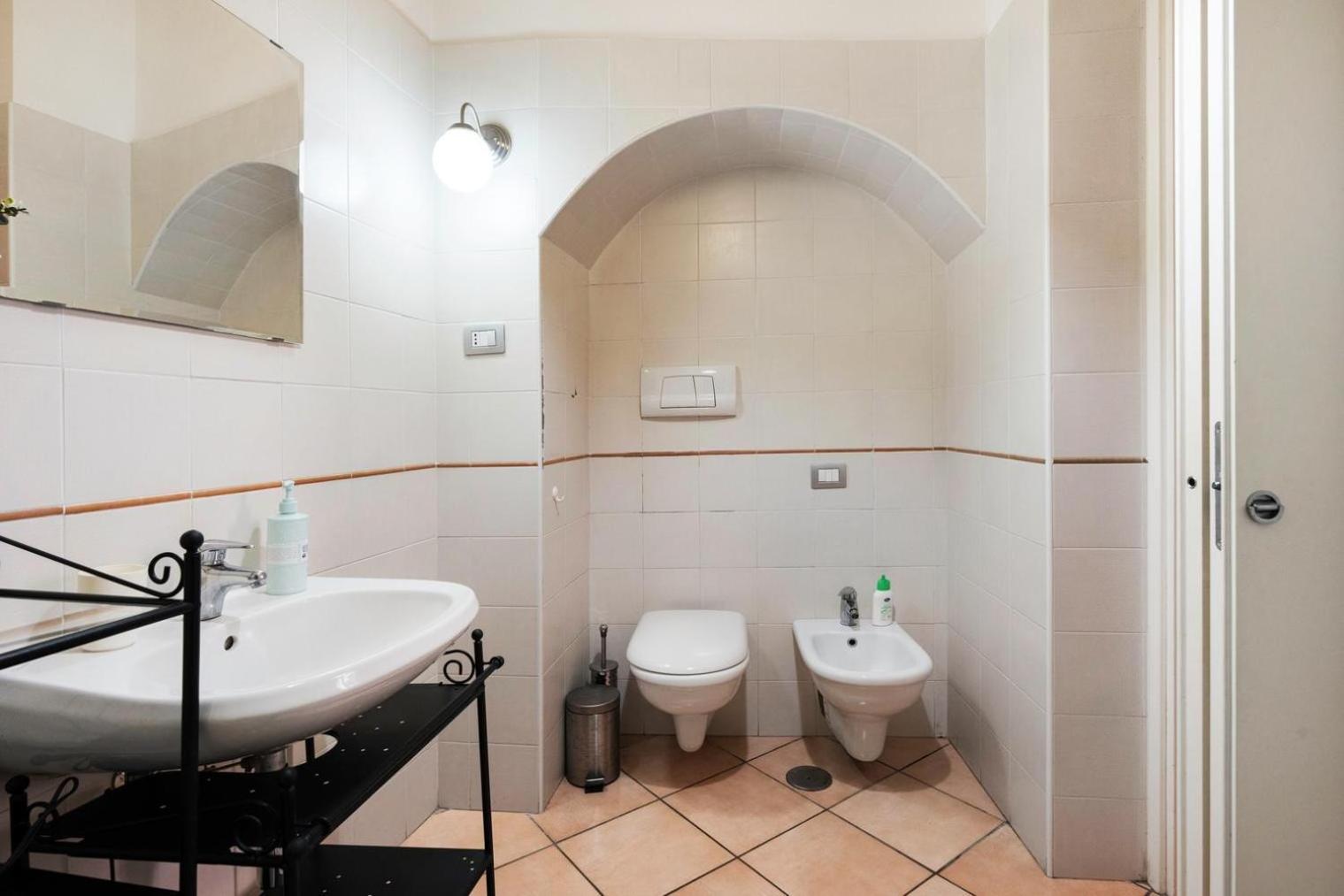 B&B Verdi Salerno Exteriör bild